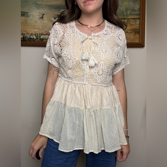 Altar’d state crochet cream peplum top size M - 100% cotton - Picture 3 of 5